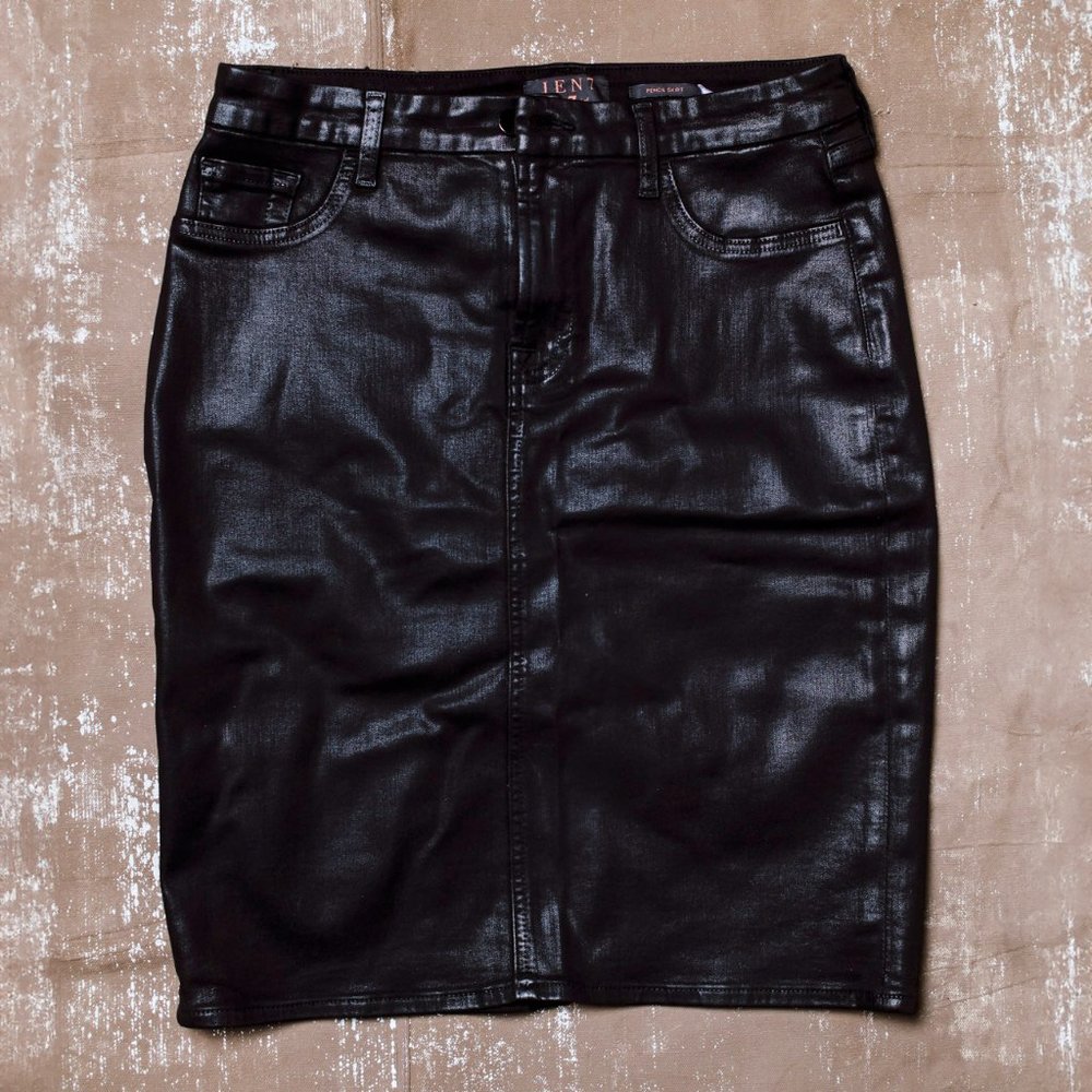Jen7 by 7 For All Mankind Black Coated Pencil Skirt